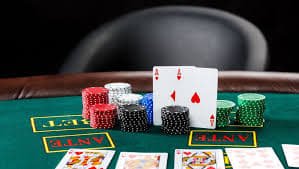 tarikbos Evolution Gaming table selection screen showing multiple baccarat and roulette variants with stake levels